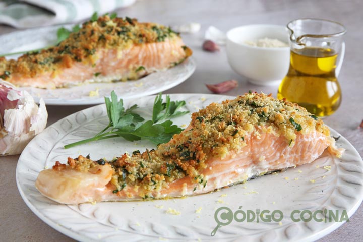 Salmón en freidora de aire jugoso
