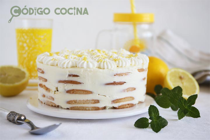 Tarta de limón con galletas y leche condensada