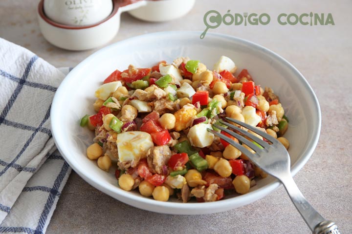 Ensalada de garbanzos de verano