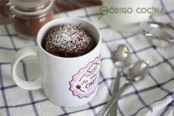 Mug cake de chocolate en microondas